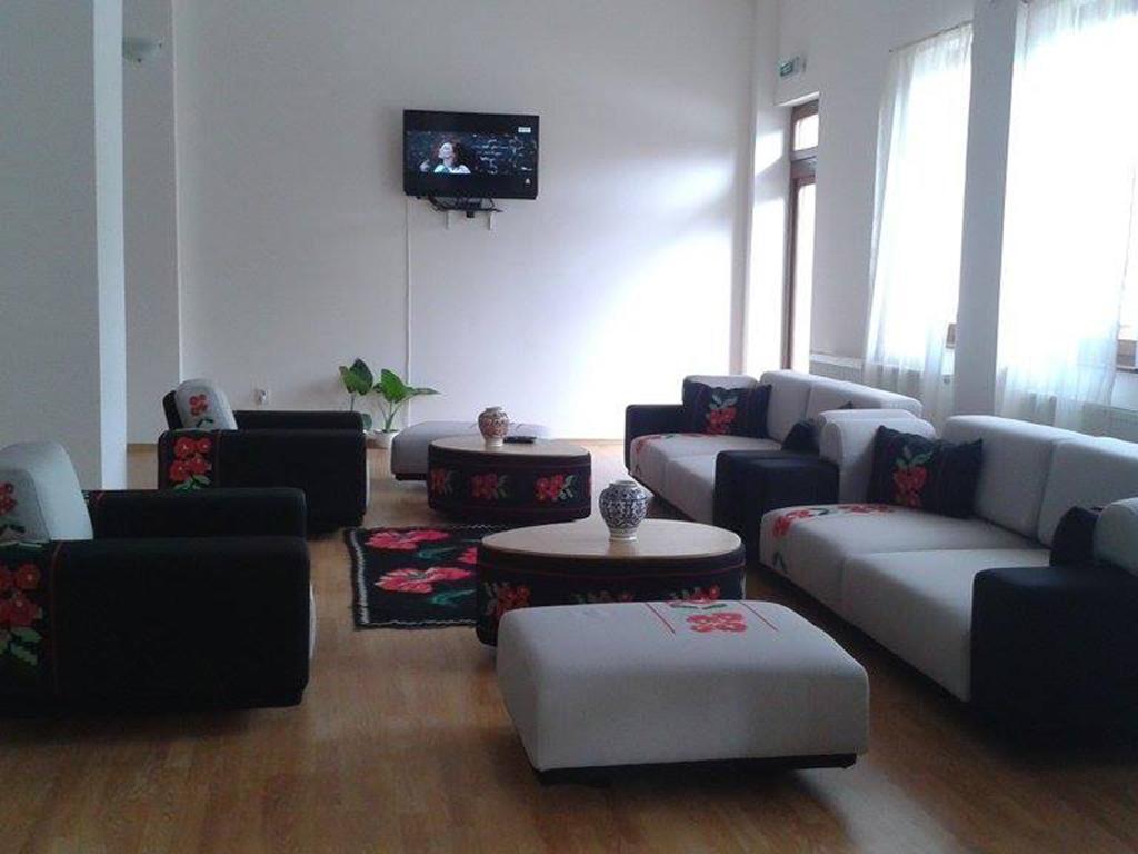Pensiunea Casa Bunicului Mociu Экстерьер фото